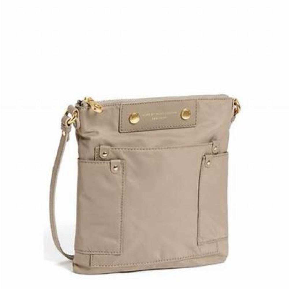 Marc by Marc Jacob’s preppy Sia nylon crossbody bag